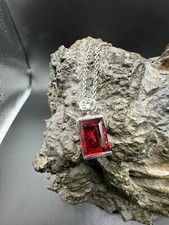 Rubellit Anhänger 18Karat (750) Weißgold mit rotem Turmalin & Brillant