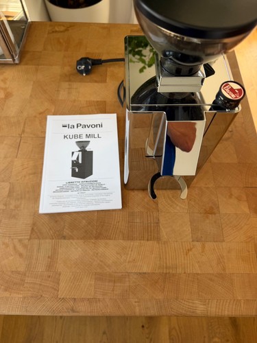 Pavoni new cube - cube, mill