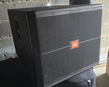 2x JBL SRX 718S Subwoofer –