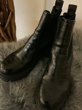 BUFFALO Chunky Stiefelette Boots schwarz Gr. 38 1 X getragen