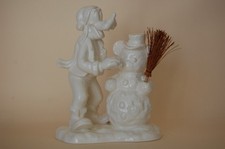 Goofy und Schneemann mit Besen Walt Disney Figur weiss Goebel Neu