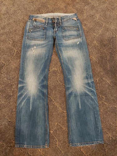 Blaue damenjeans der marke - blaue,