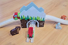 HOLZBAUSTEINE - 42 Stück -EISENBAHN GEBÄUDE & AUTO KINDER Holzspielzeug Fahrzeug