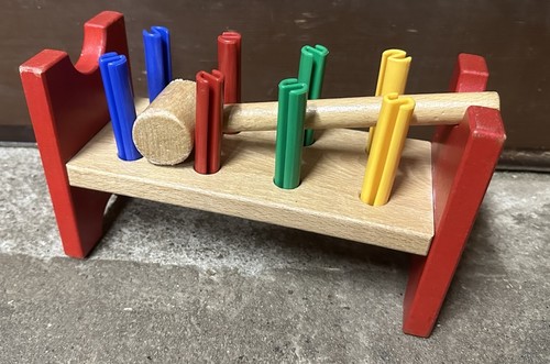 Klopfspiel mit holzhammer - klopfspiel,