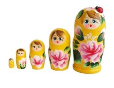 Gelbe Russische Puppen 5