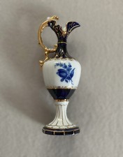 Vase - Royal Dux Bohemia -