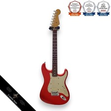 Fender American Deluxe Stratocaster E-Gitarre Chrom Rot 2001 Hartschalenkoffer