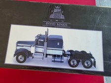 Road Kings - 1:18 - 1989 W900