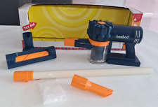 Beeboo Kinder Spielzeug 2-in-1 Staubsauger blau orange weiß ab 3 Jahre
