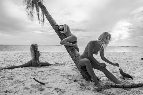 Frauen akt schwarz weiß - frauen,