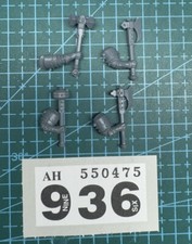 4 Freeguild Steelhelm Waffe