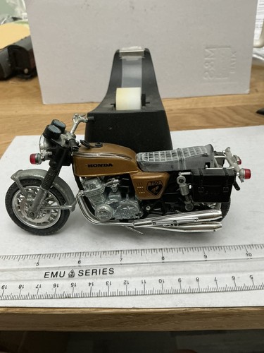 Polistil honda 750 four - 750,