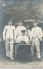 Foto/AK Lazarett Berlin-Schöneberg Offiziere-Rollstuhl 1.WK (c428)