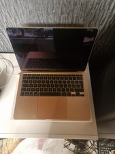 Apple MacBook Air 13" (2020)