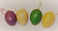 4 Ostereier aus Kunststoff - zum Aufhängen - H 6 cm - ⌀ 4,5 cm