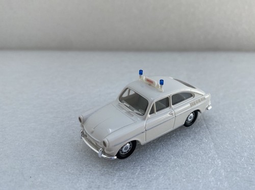 Brekina 1600 gendarmerie - tl,