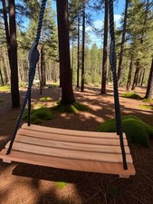 Naturholz Schaukel f. Erwachsene Gerundetes Brett Sitz m. Aufhängung Baum Gerüst