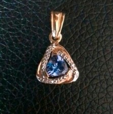 375 Gold Pendant with 1.50ct