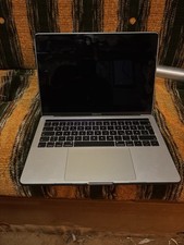 MacBook Pro 13 Zoll (2019) mit