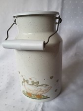 Milchkrug Emailliert mit Deckel und Gänsemotiv in sehr gutem Zustand