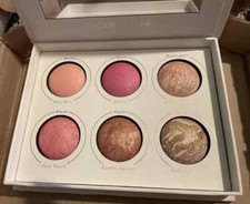 Cheek to Chic Face Palette von