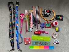 SMIGGLE BRIEFPAPIER X 34
