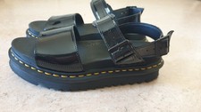 Dr. Martens Damen Sandalen, schwarz, Lack Kunstleder, Größe 40, getragen.