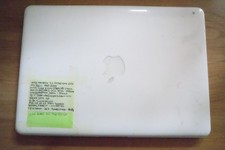 Apple MacBook 7,1 A1342 13,3"