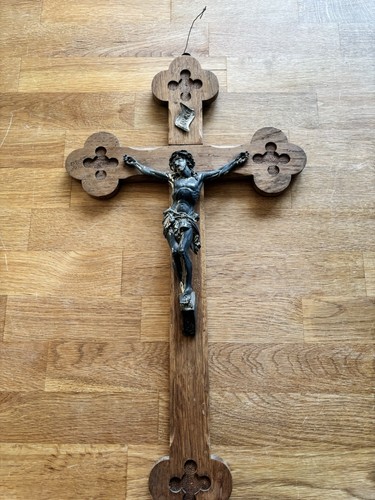 Holzkreuz mit jesus - holzkreuz, holz