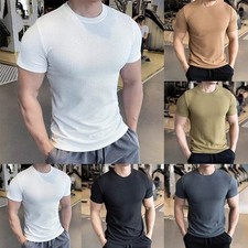 Kleid elegant in stilvollen Jacques Card T-Shirts für Herren perfekt für jeden