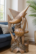 Marine Skulptur aus massivem