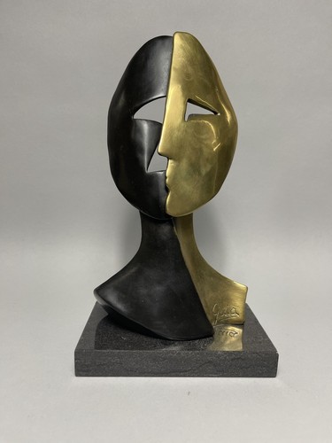 Bronze gesicht miguel guia - ", "
