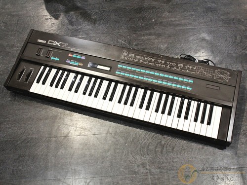 Yamaha dx7 synthesizer - yamaha,