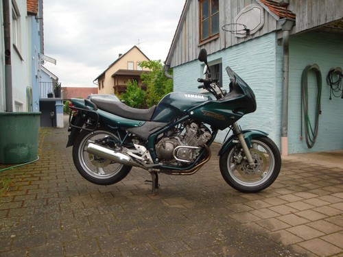 Jamaha 600 diversion - xj,