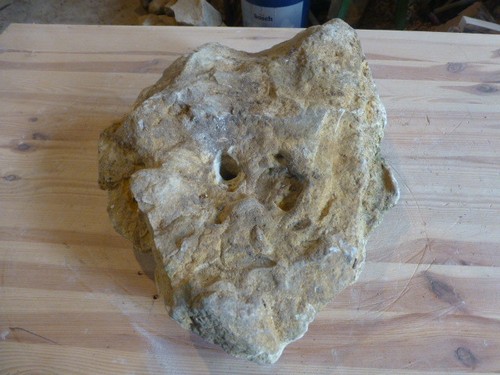 Quellstein brunnenstein mit - brunnenstein,