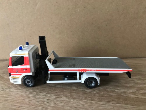 Feuerwehr düsseldorf - feuerwehr, mb