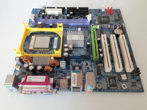 Mainboard gigabyte - mainboard,