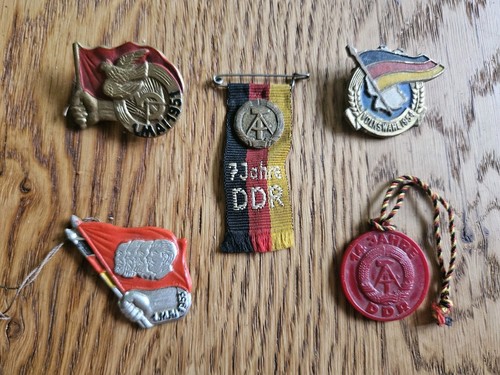 Alte seltene ddr abzeichen - alte,