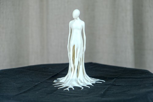 Melting man skulptur surreal - melting,