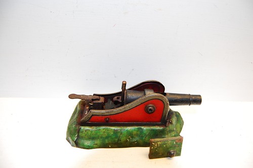 Alte hess blech kanone - alte,