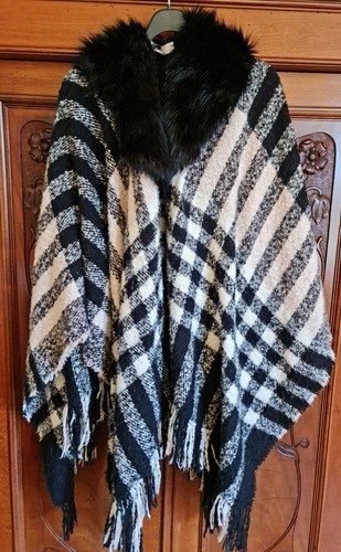 Neues extravagantes wollcape - ,,