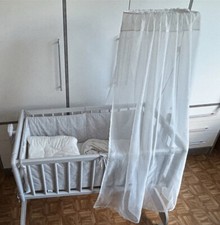 Kinderwiege und Stubenwagen kombiniert, 4 Rollen, Himmel, Matratze, Decke