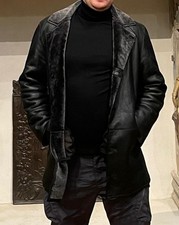 Winterlederjacke. Schaffellmantel