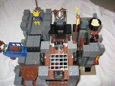 LEGO DUPLO - RITTERBURG aus diversen Teilen mit KUTSCHE