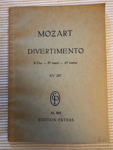 Mozart divertimento dur kv - divertimento,