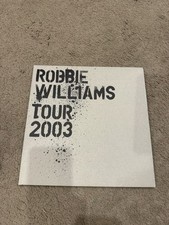 Robbie williams 2003 - robbie, tour
