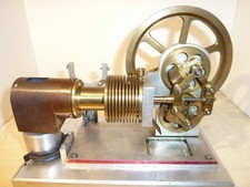 Stirlingmotor  mit