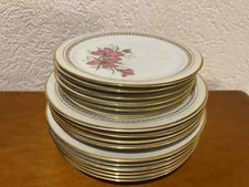 Kahla Porzellan DDR Suppen Teller Speiseteller Essservice mit blumen Motiven