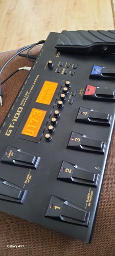 Boss 100 gitarren - boss, gt