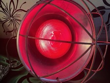 Wärmelampe mit Rotlicht und Schutzgitter – Philips Leuchte mit Kette